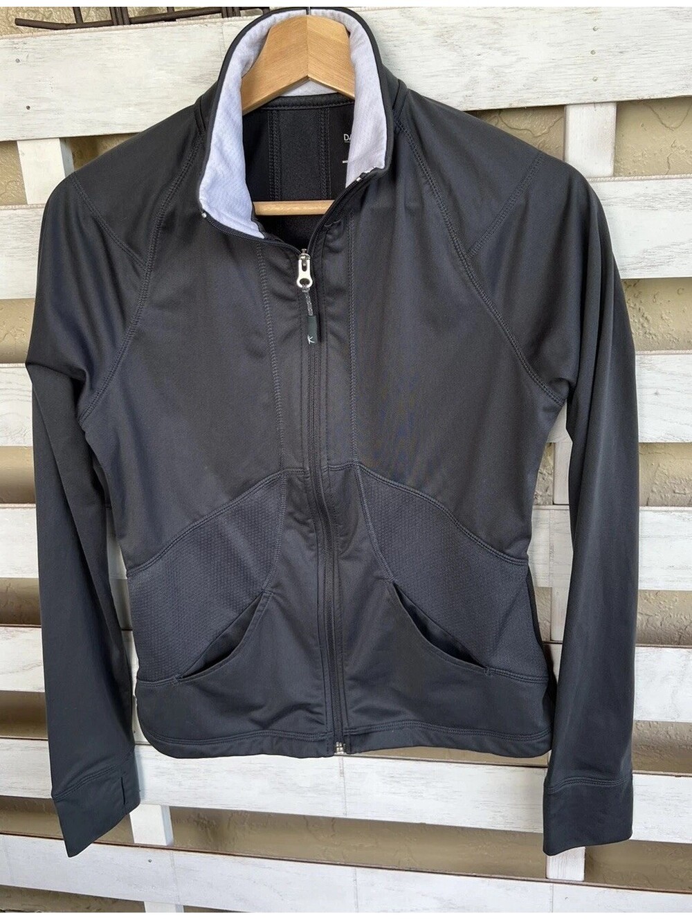 DANSKIN NOW Zip Athletic Jacket Pockets Gray Size M 8-10.